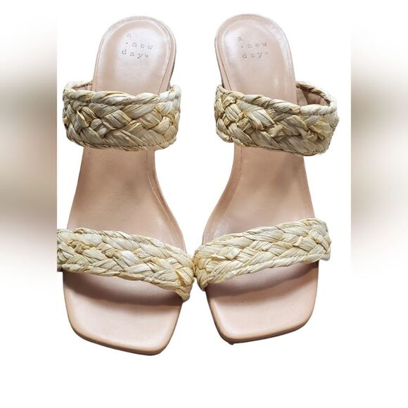 NWOB A New Day Straw Slide Sandals - Picture 2 of 5